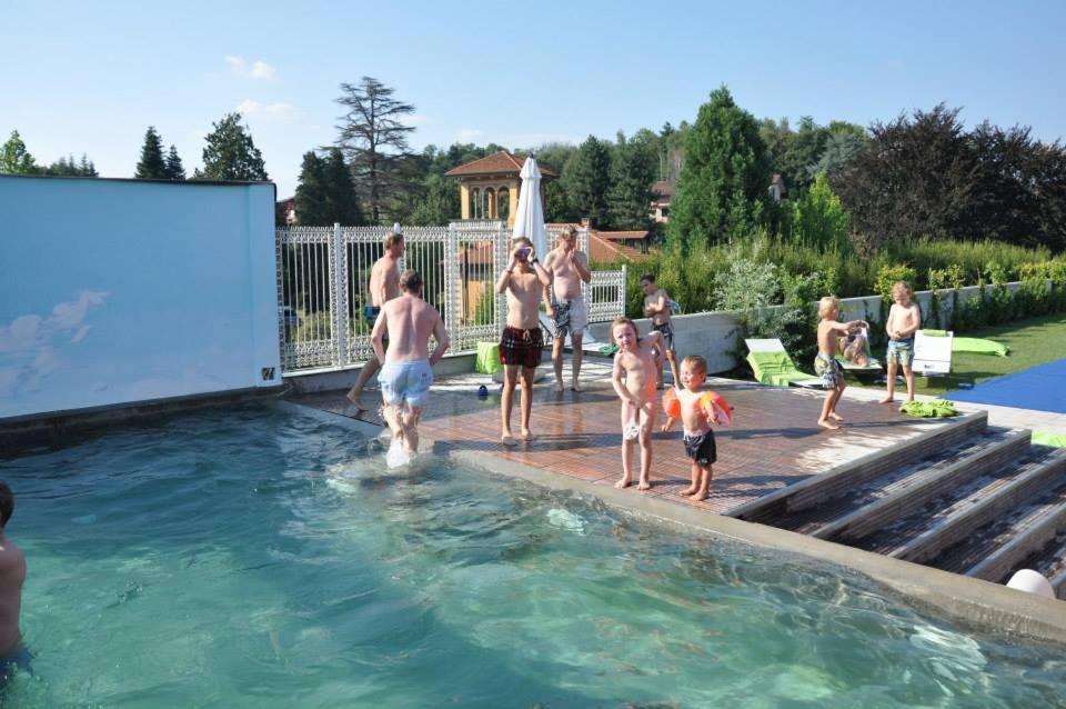 Albergo Ristorante Madonnina Кантелло Экстерьер фото